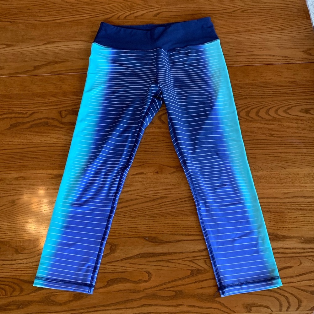 Blue stripped ombré leggings
